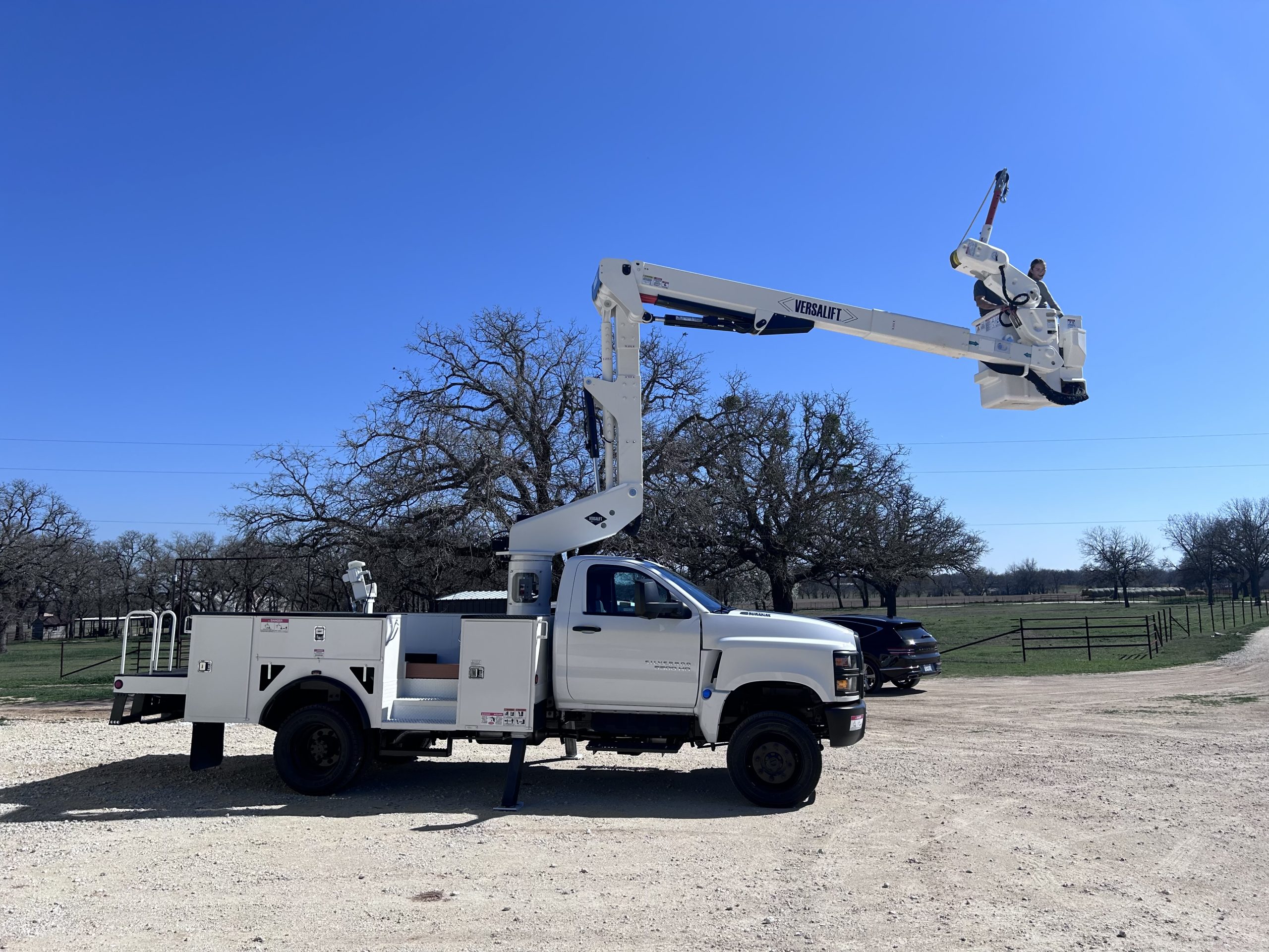 VST-40-MHI Chevy 4×4